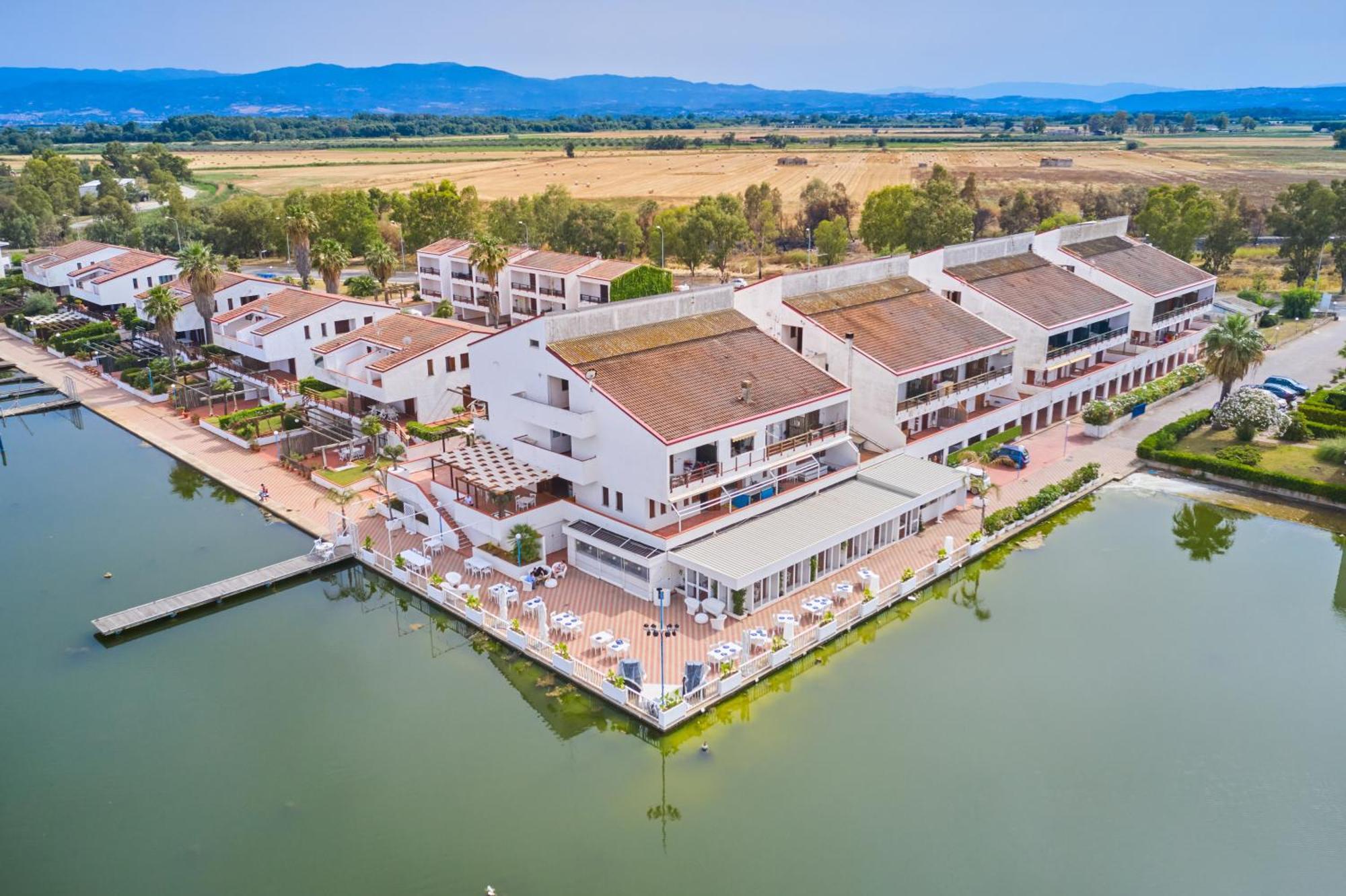 Aparthotel Casa Vacanze Lux By White I Casoni Zewnętrze zdjęcie